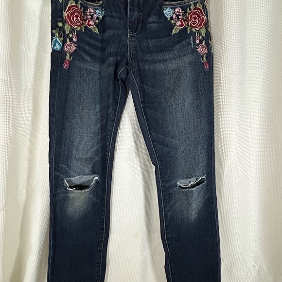 Blank NYC Denim - Blank NYC Blue Skinny Jeans with Floral Embroidery